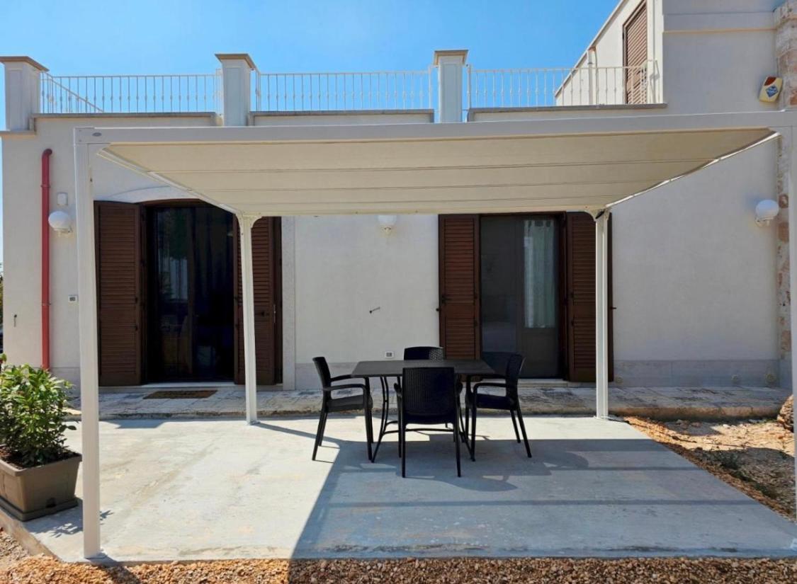 Lina 840 Apartment Monopoli Luaran gambar